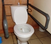 Поручень для ванной и туалетной комнаты настенный (артикул-ПОМ03)