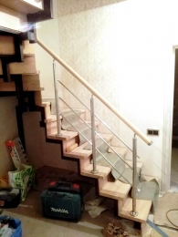 Лестница с разворотными ступенями г. Малая Вишера